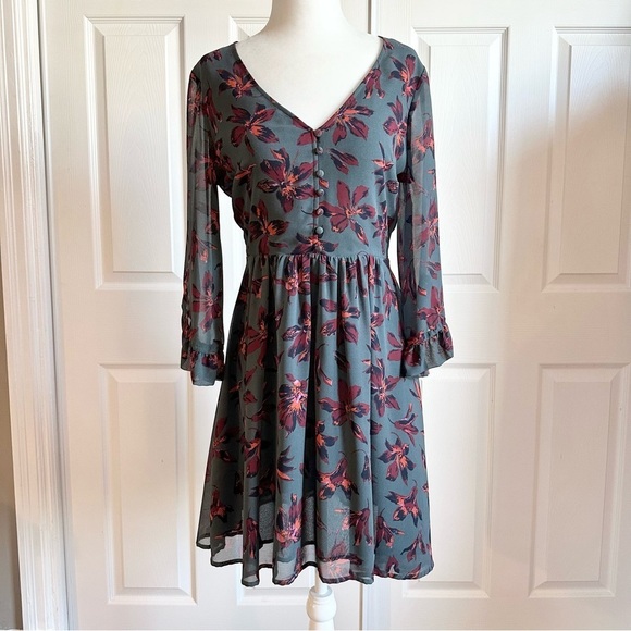 Madewell Dresses & Skirts - Madewell Gray and Maroon Floral A-line Chiffon Mini Dress